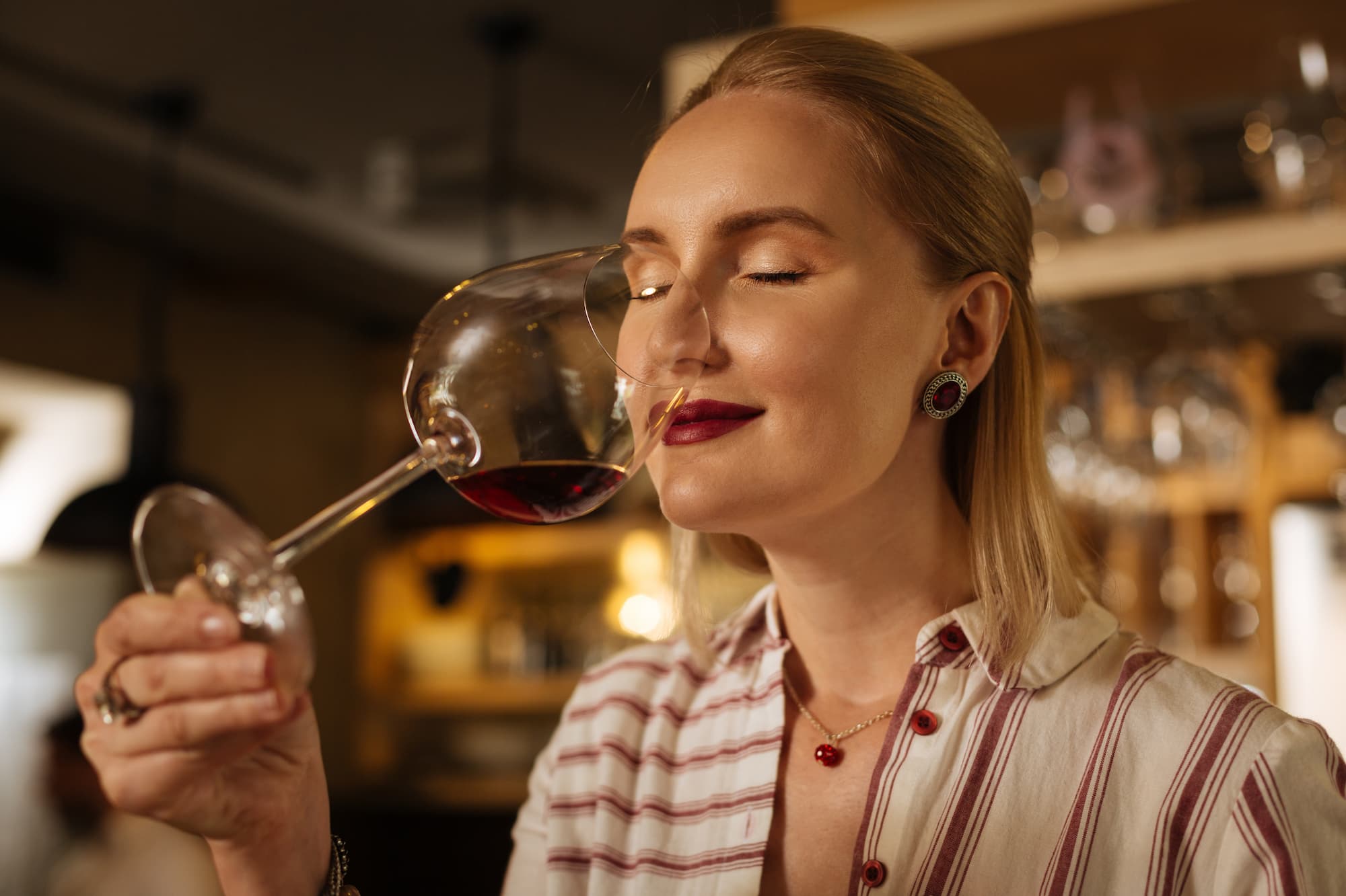 Cr&eacute;er un caveau de d&eacute;gustation : comment concevoir un espace qui valorise le vin ? Colmar